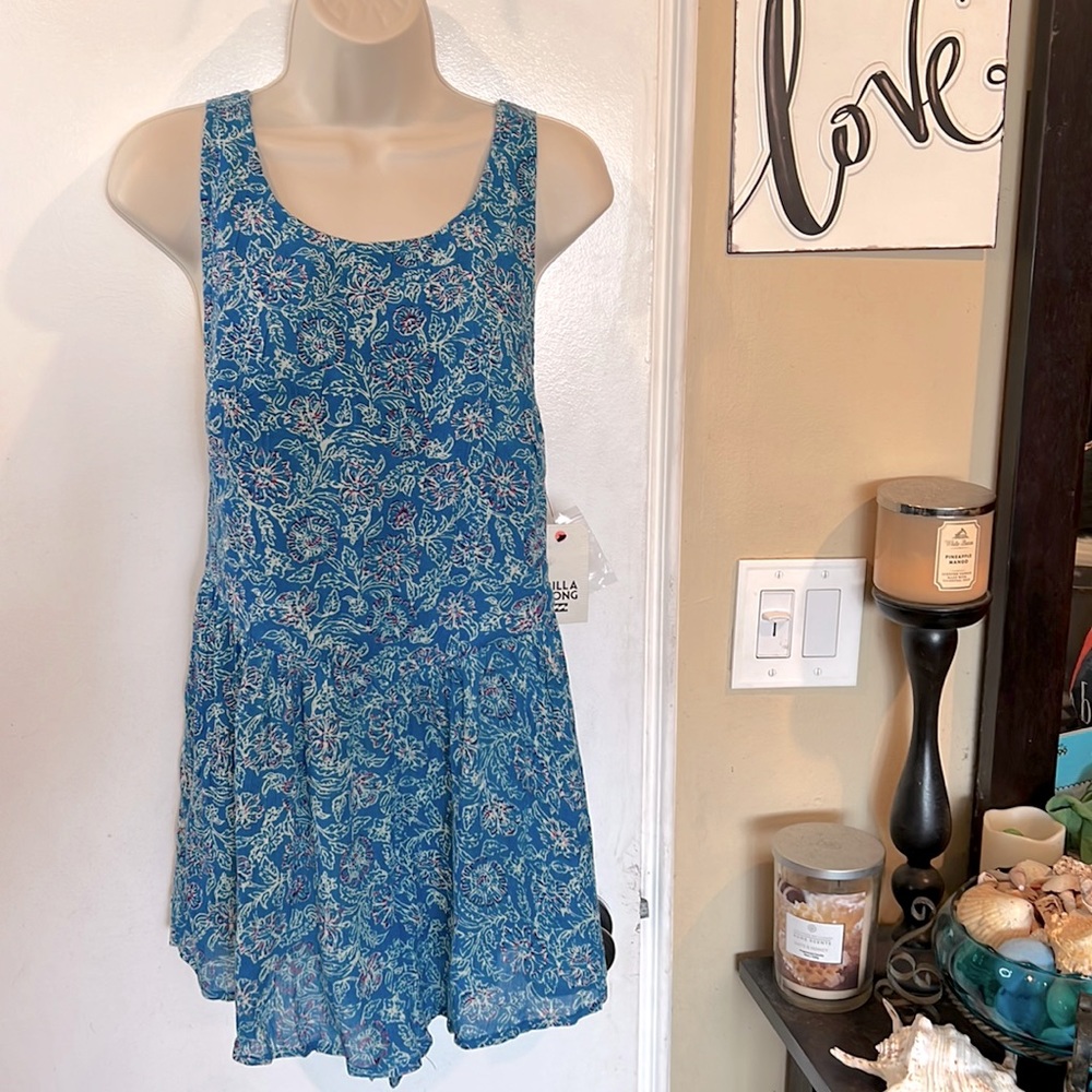 NEW BILLABONG Floral Print Romper With Adjustable Straps
